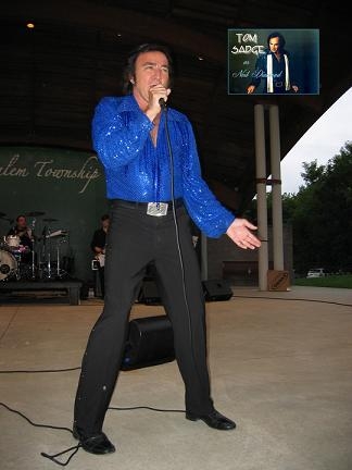 Tom Sadge as Neil Diamond 2009